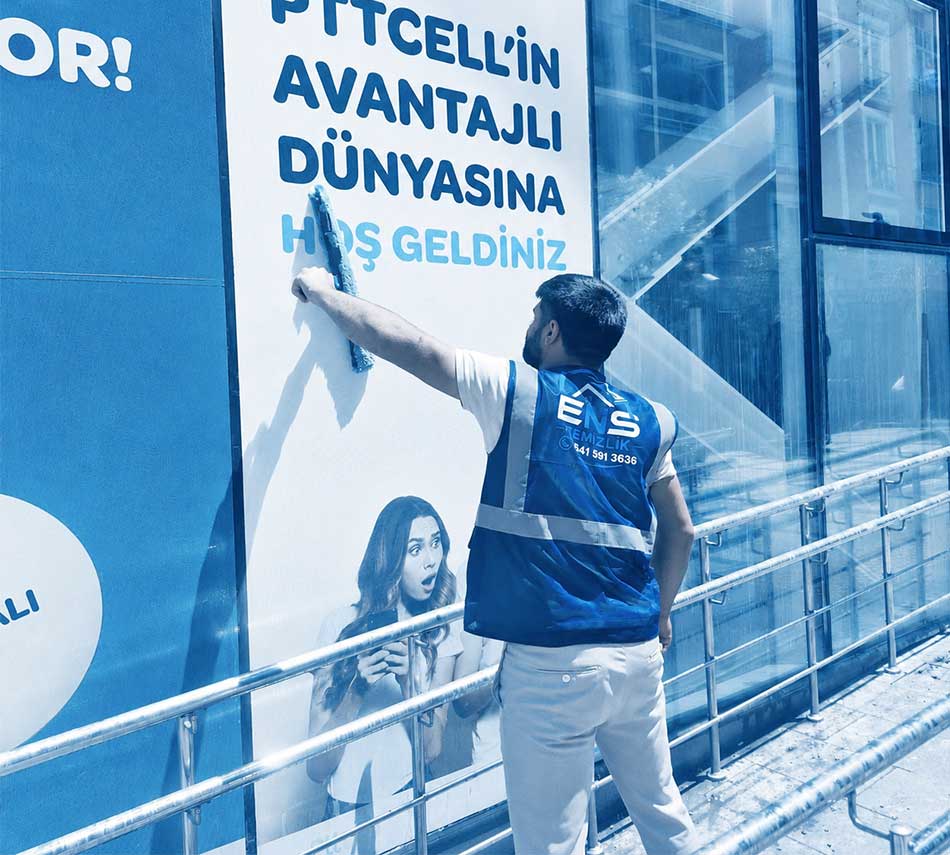Bina Cam Temizliği